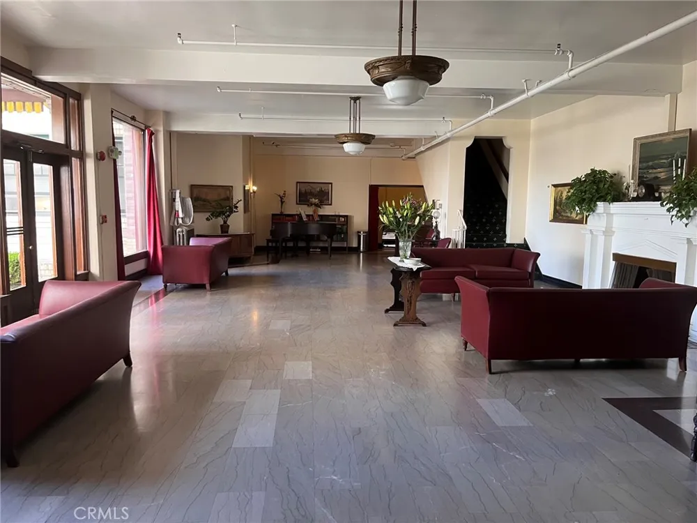 2121 James M Wood Boulevard W #316 Los Angeles, CA 90006