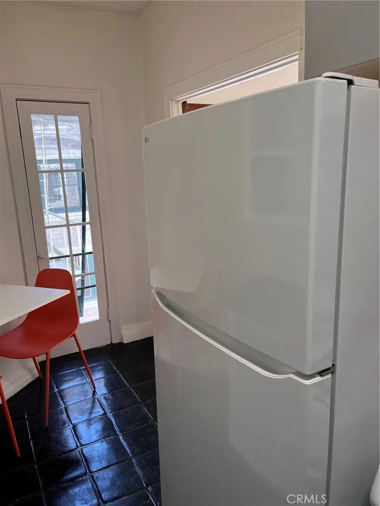 2121 James M Wood Boulevard W #316 Los Angeles, CA 90006