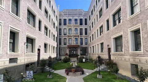 2121 James M Wood Boulevard W #316