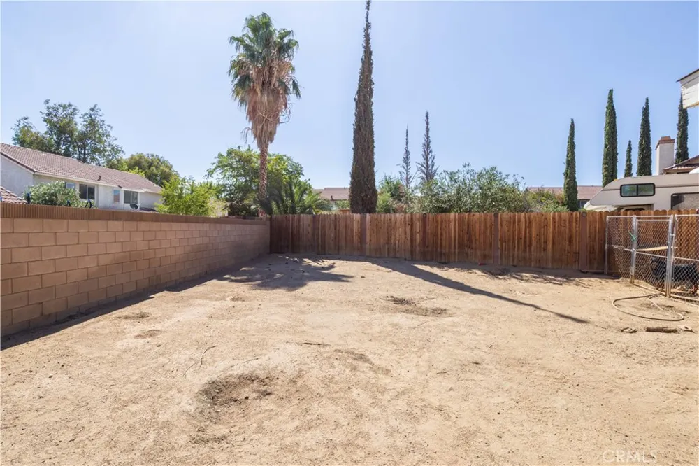 37422 cambridge Lane Palmdale, CA 93550