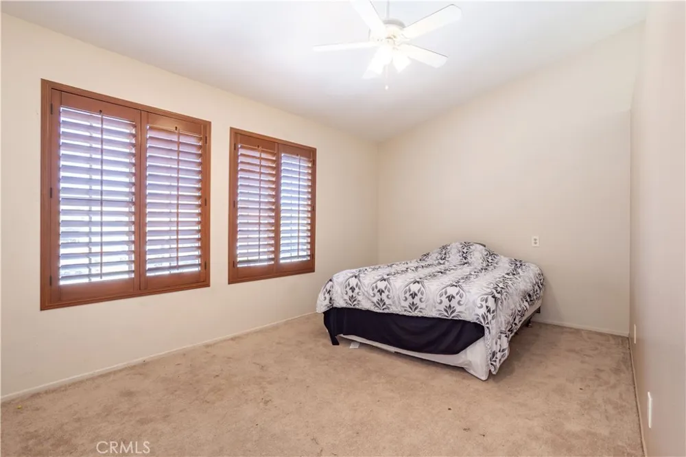 37422 cambridge Lane Palmdale, CA 93550