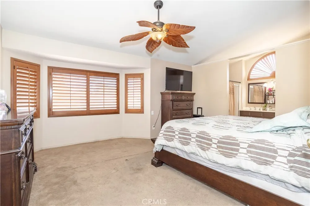 37422 cambridge Lane Palmdale, CA 93550