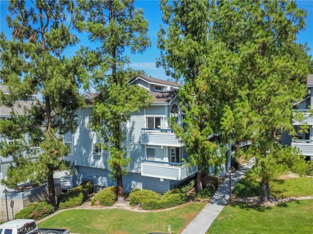 26788 Claudette Street #354 Canyon Country, CA 91351