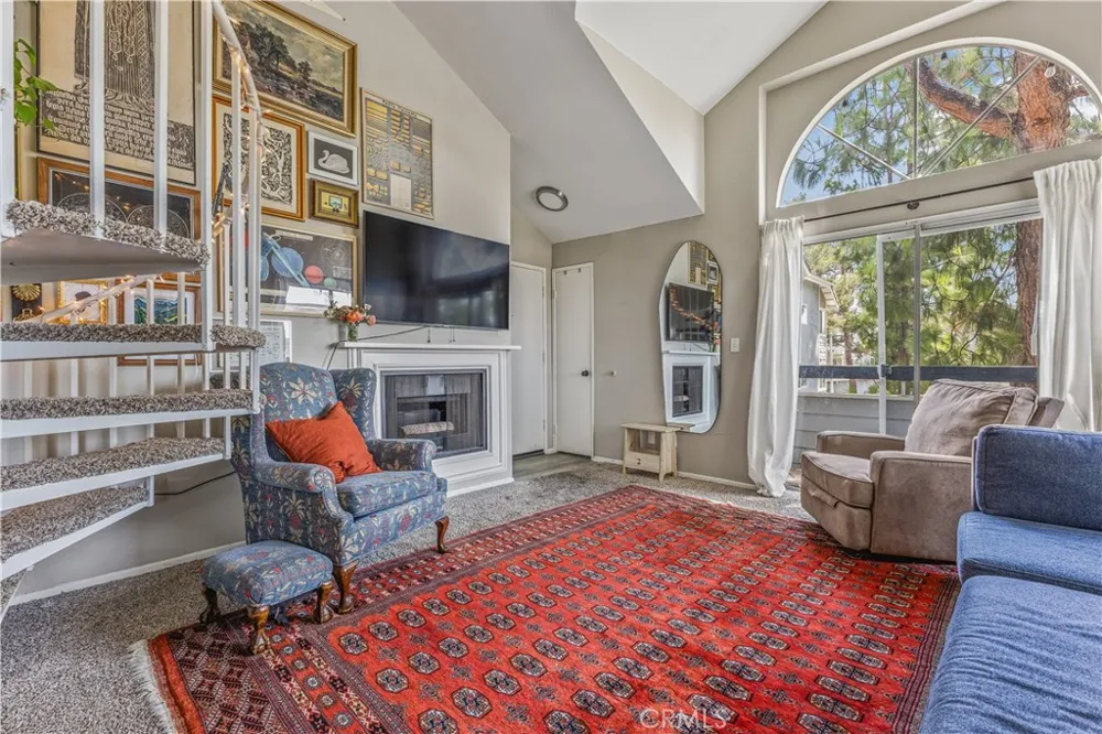 26788 Claudette Street #354 Canyon Country, CA 91351