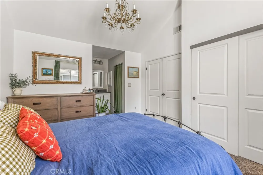 26788 Claudette Street #354 Canyon Country, CA 91351