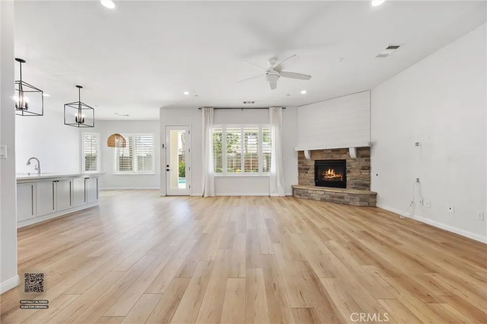 6113 Dartmoor Wood Bakersfield, CA 93314