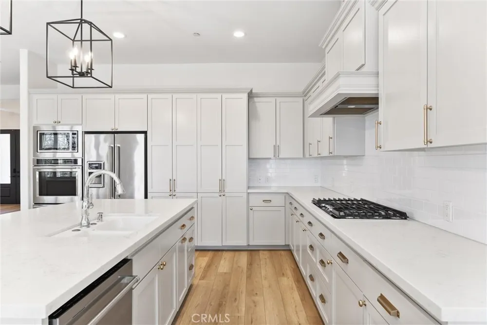 6113 Dartmoor Wood Bakersfield, CA 93314