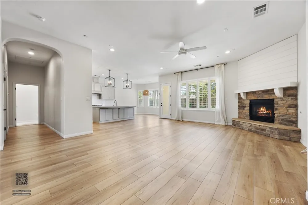 6113 Dartmoor Wood Bakersfield, CA 93314