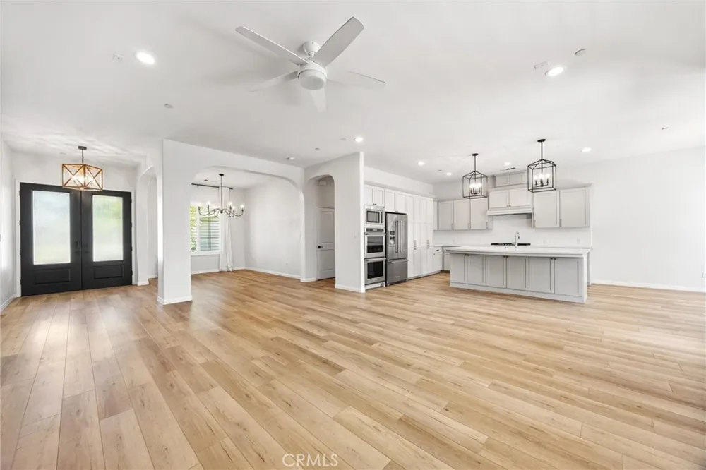 6113 Dartmoor Wood Bakersfield, CA 93314