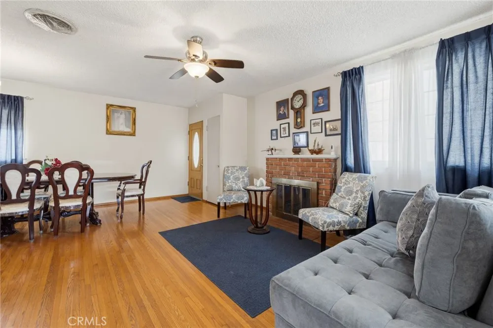 6306 Denny Avenue North Hollywood, CA 91606