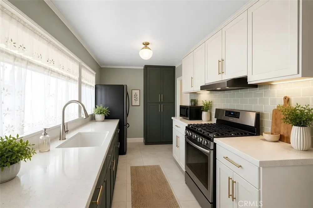 6306 Denny Avenue North Hollywood, CA 91606