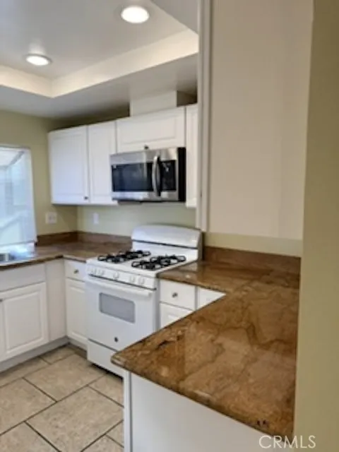 26334 W Bravo Lane Calabasas, CA 91302
