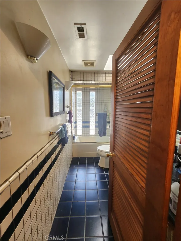 9225 Telfair Sun Valley, CA 91352