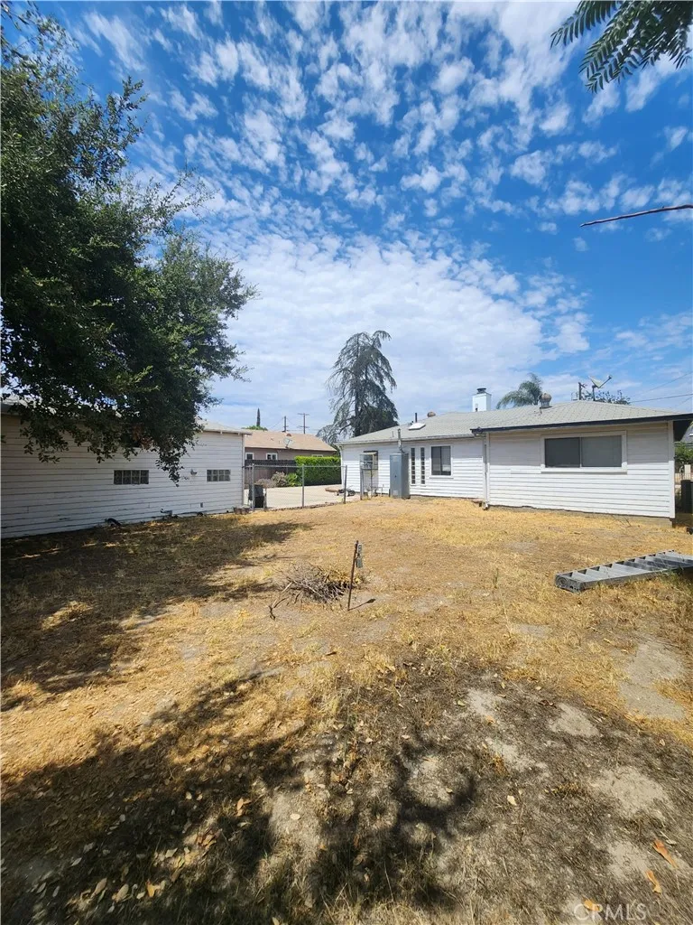 9225 Telfair Sun Valley, CA 91352