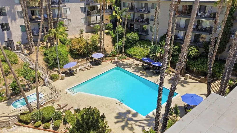 1517 E Garfield #84 Glendale, CA 91205