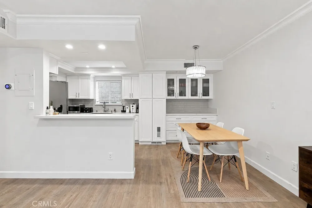 1517 E Garfield #84 Glendale, CA 91205