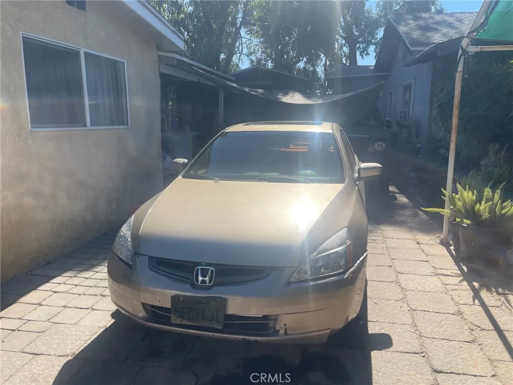 7751 Arvilla Avenue Sun Valley, CA 91352