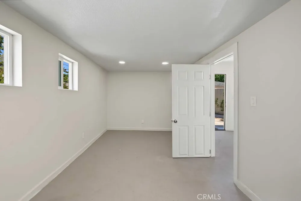 1825 2nd Bakersfield, CA 93304