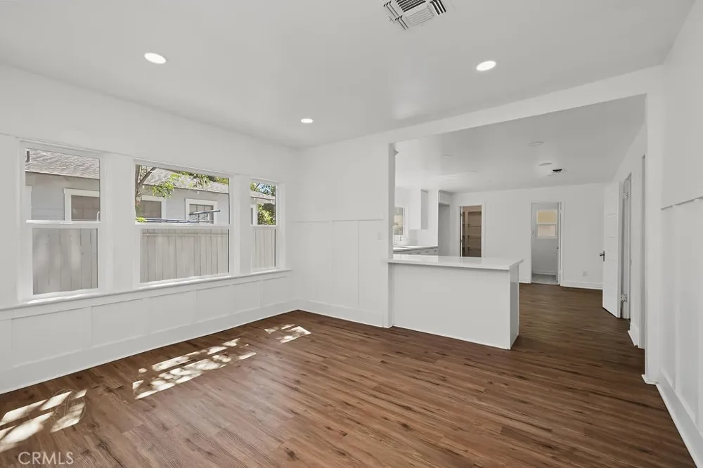 1825 2nd Bakersfield, CA 93304