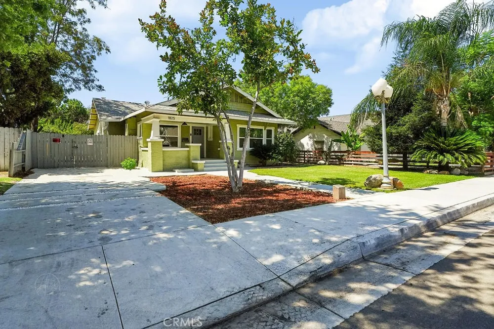 1825 2nd Bakersfield, CA 93304