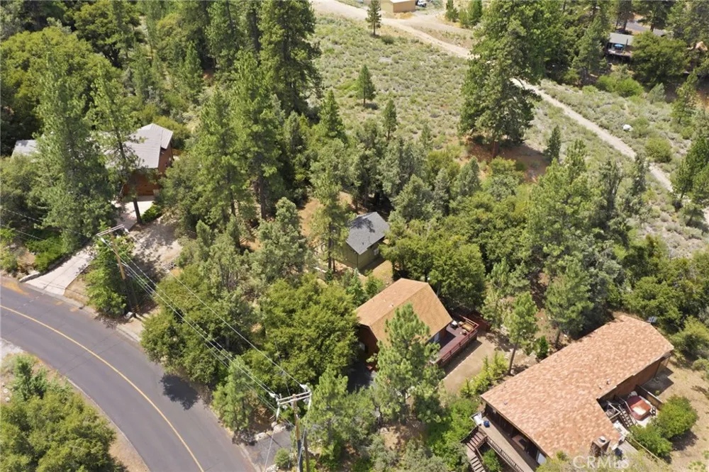2009 Bernina Pine Mountain Club, CA 93222