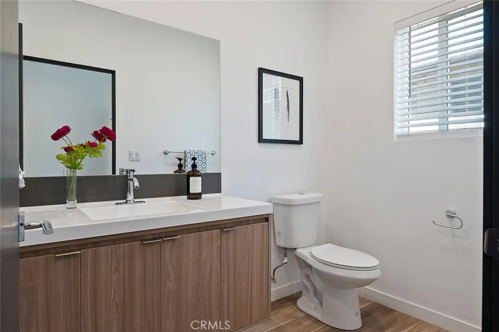 13538 Vanowen Street #4 Valley Glen, CA 91405