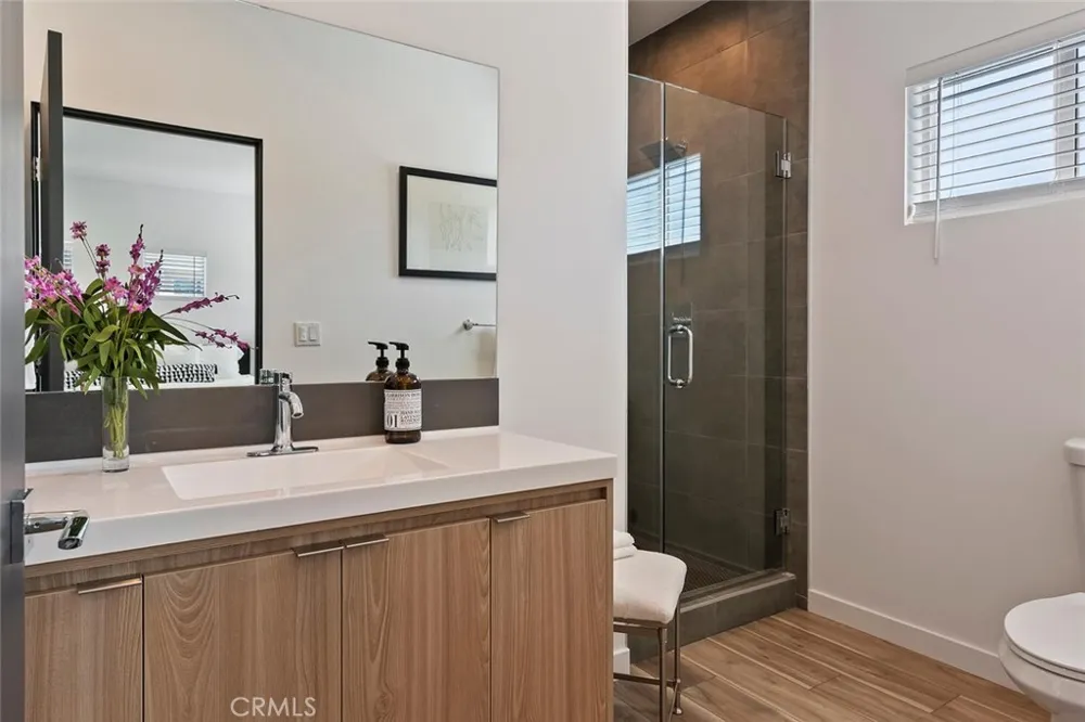 13538 Vanowen Street #4 Valley Glen, CA 91405