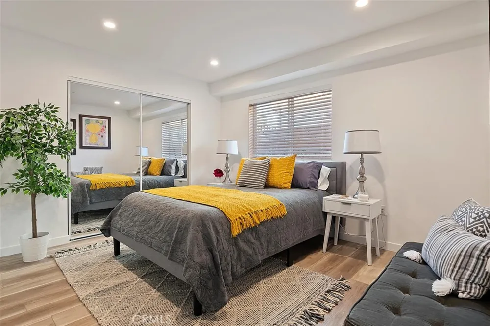 13538 Vanowen Street #4 Valley Glen, CA 91405