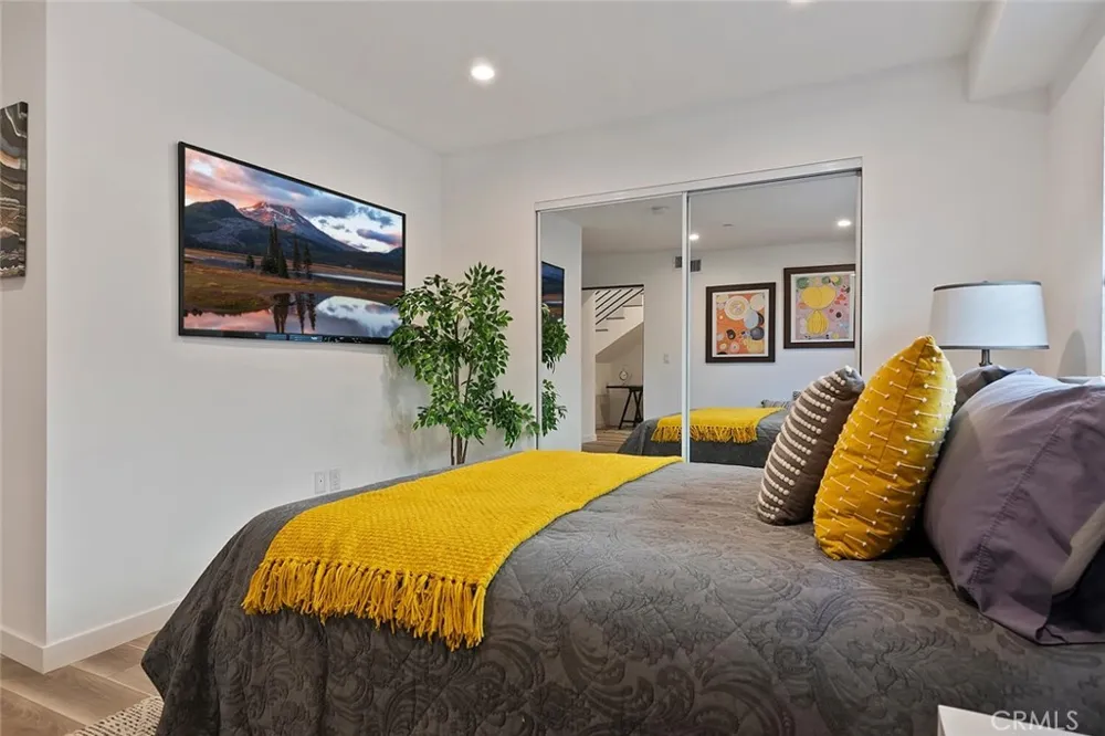 13538 Vanowen Street #4 Valley Glen, CA 91405
