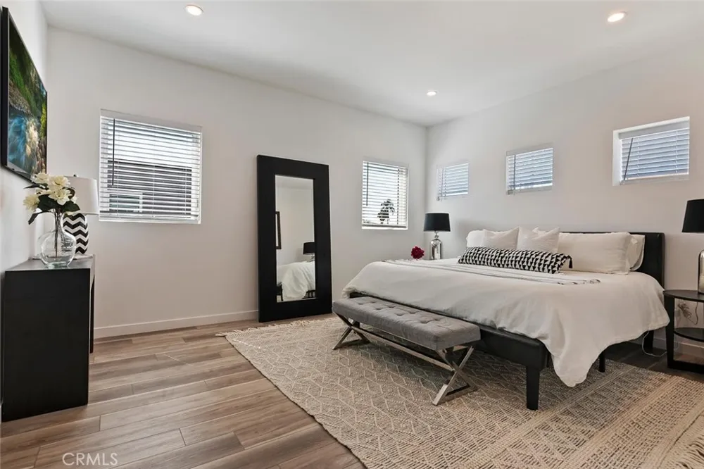 13538 Vanowen Street #4 Valley Glen, CA 91405