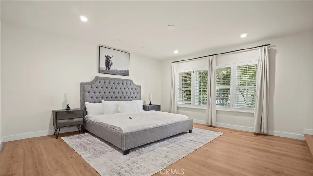 4711 Tyrone Sherman Oaks, CA 91423