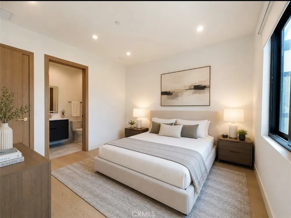 18225 Sugarman Tarzana, CA 91356