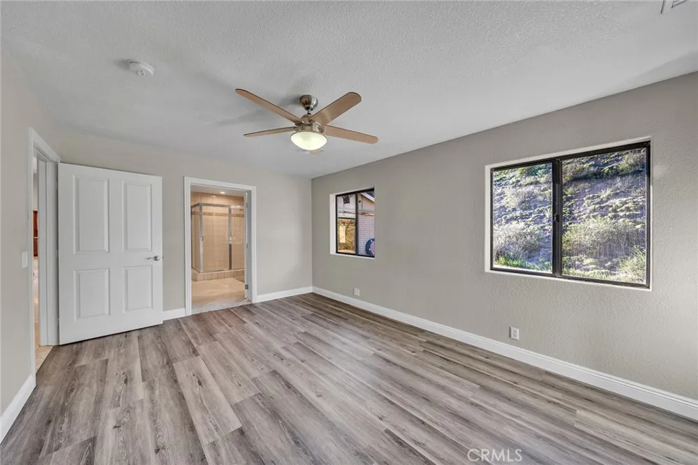 42253 Via Nortada Temecula, CA 92590