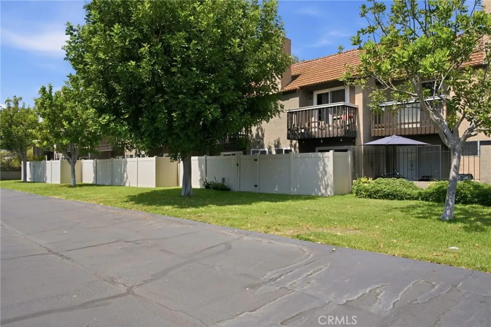 31948 Del Cielo Este #6 Bonsall, CA 92003