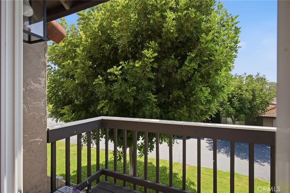 31948 Del Cielo Este #6 Bonsall, CA 92003