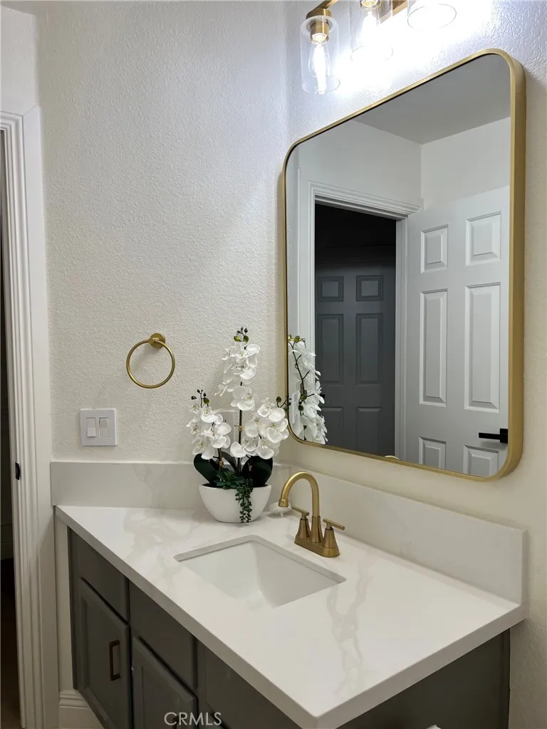 3024 Holline Court Lancaster, CA 93535