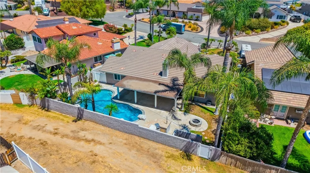 30027 Swan Point Canyon Lake, CA 92587