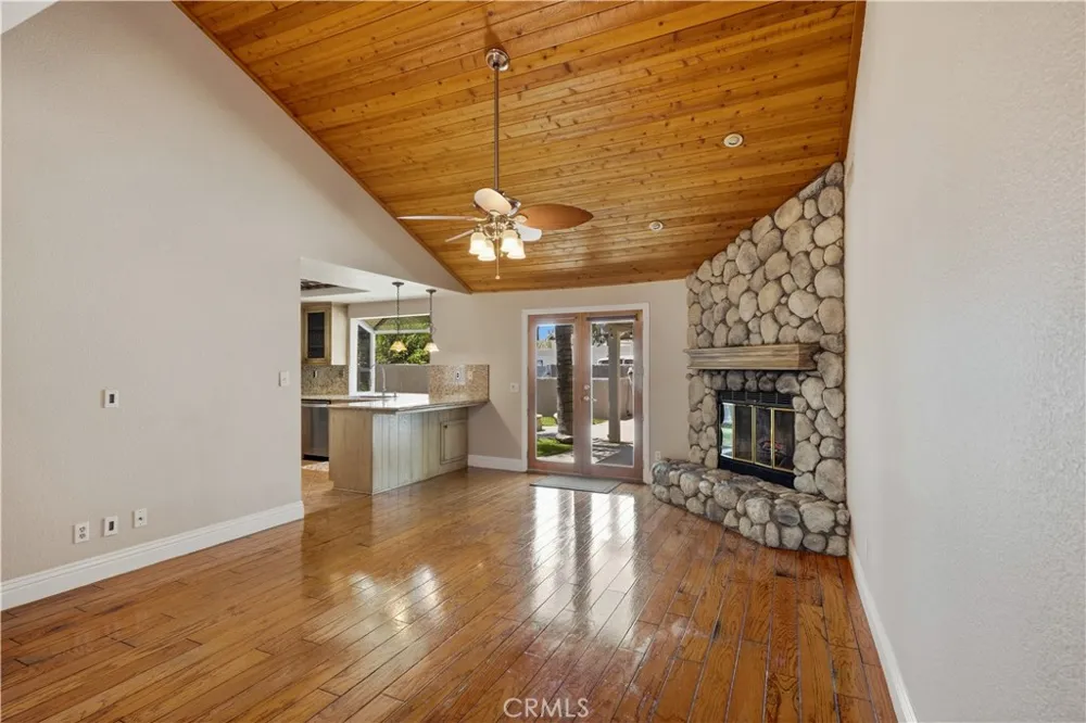 30027 Swan Point Canyon Lake, CA 92587