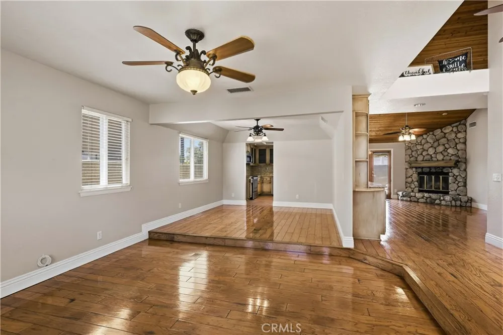 30027 Swan Point Canyon Lake, CA 92587