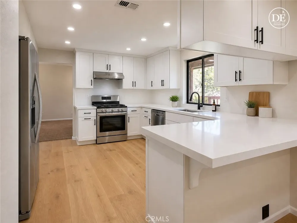 26355 Avenida del Oro Temecula, CA 92590
