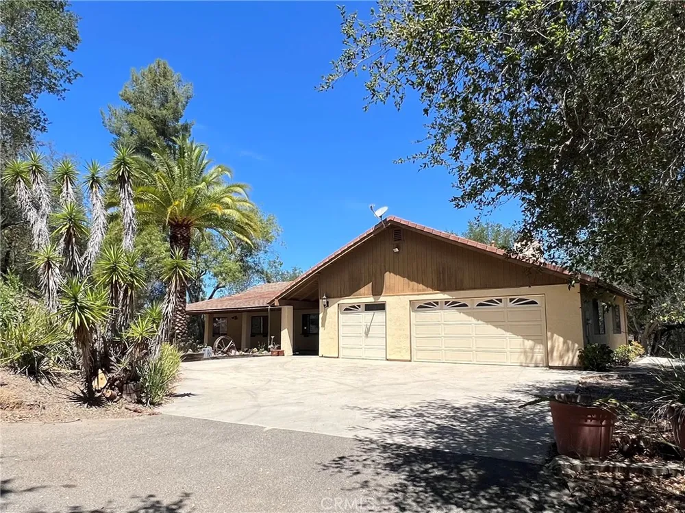 26355 Avenida del Oro Temecula, CA 92590