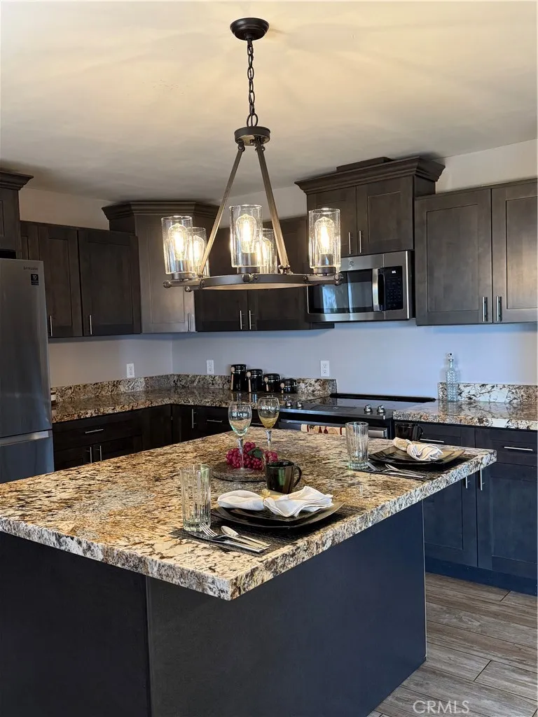 27258 Kiavo Drive Valley Center, CA 92082
