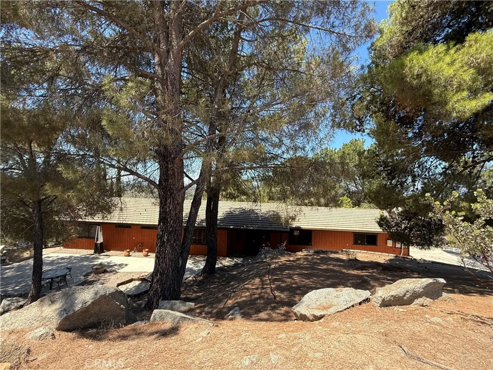 27258 Kiavo Drive Valley Center, CA 92082