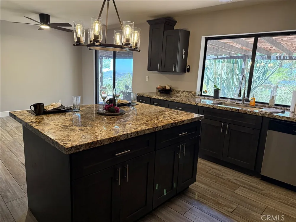 27258 Kiavo Drive Valley Center, CA 92082