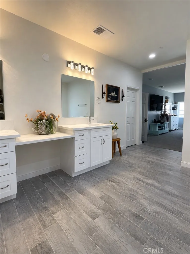 495 Montego San Jacinto, CA 92582