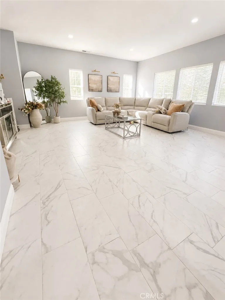 495 Montego San Jacinto, CA 92582