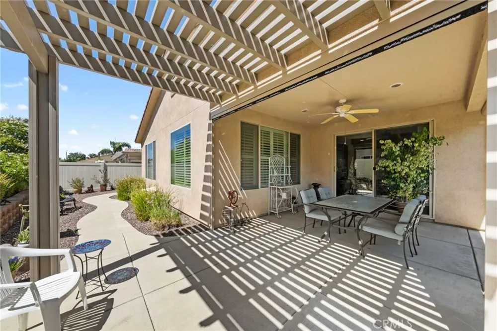 1467 Via Rojas Hemet, CA 92545