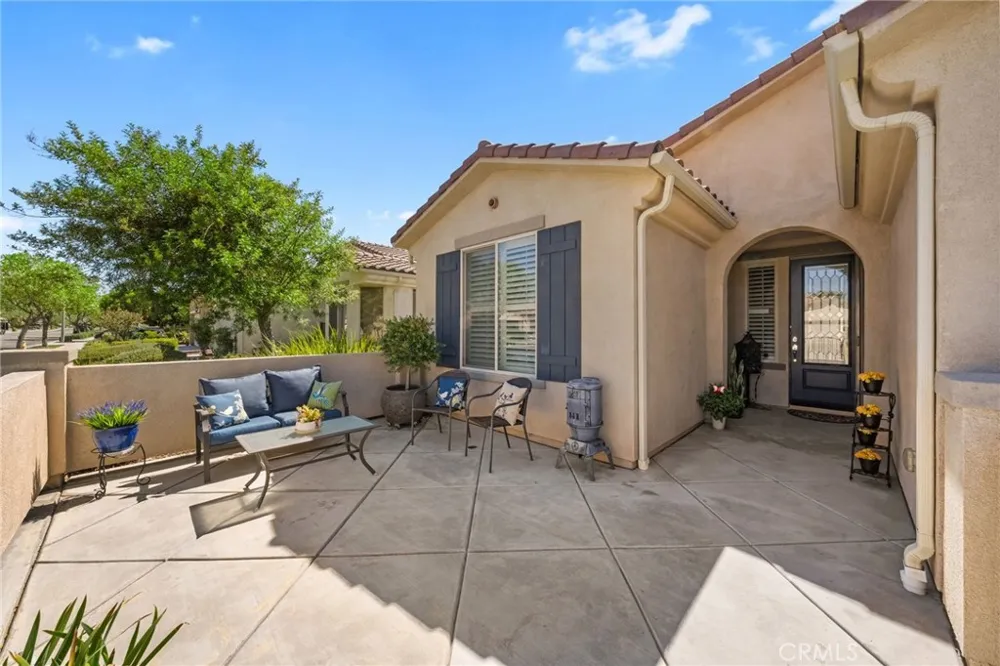 1467 Via Rojas Hemet, CA 92545