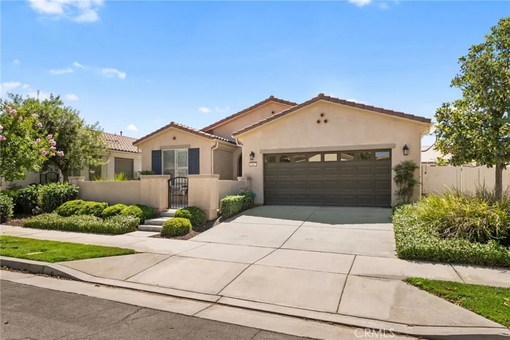 1467 Via Rojas Hemet, CA 92545