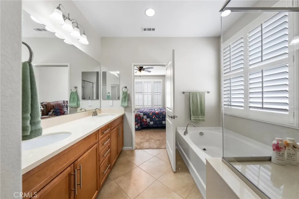 1467 Via Rojas Hemet, CA 92545
